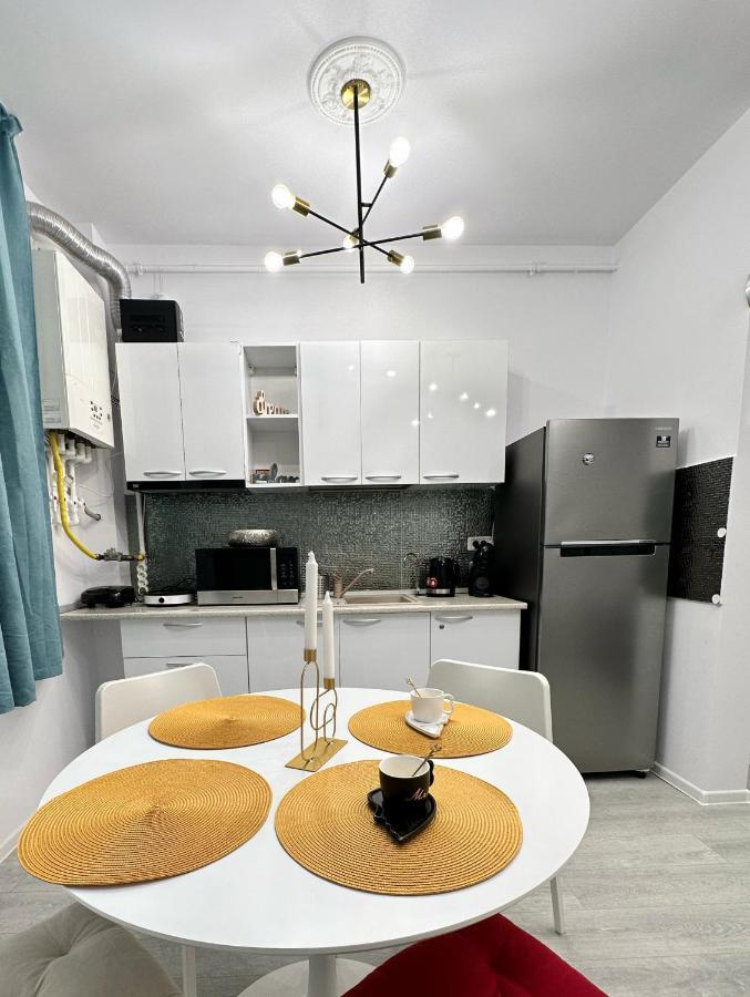 Hezo Sunshine Studio And Apartment Năvodari Exterior foto