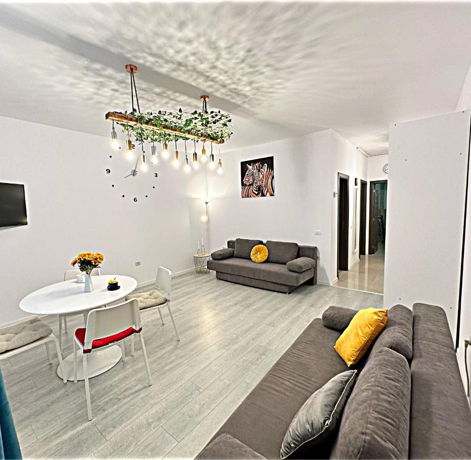 Hezo Sunshine Studio And Apartment Năvodari Exterior foto
