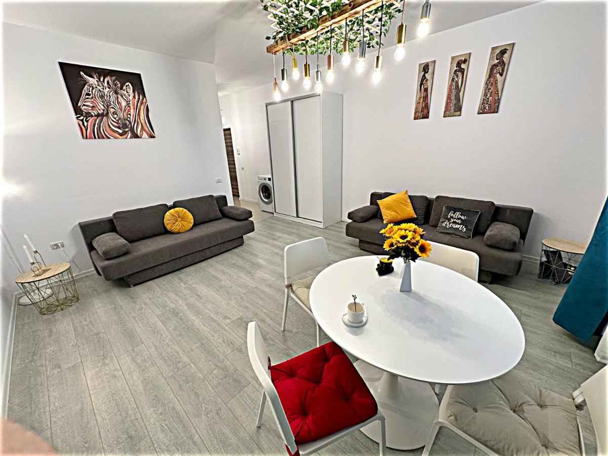 Hezo Sunshine Studio And Apartment Năvodari Exterior foto